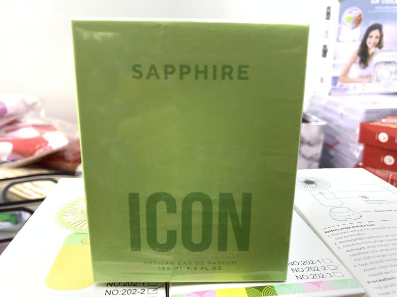 sapphire icon perfume