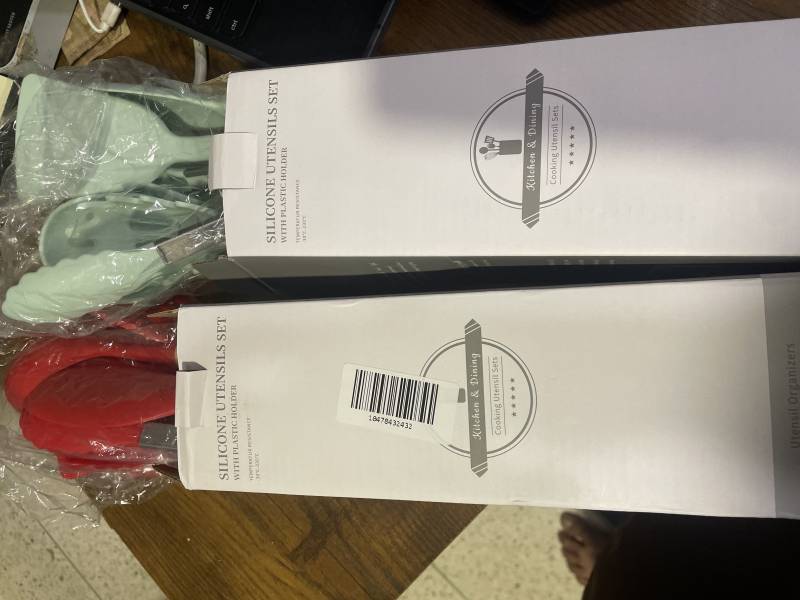 SILICONE UTENSILS SET