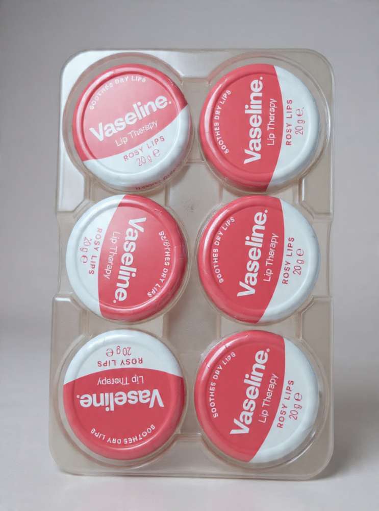 VASELINE LIP THERAPY